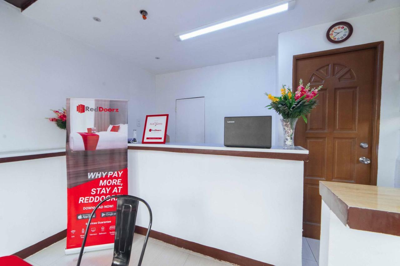 Reddoorz At San Antonio Binan Laguna Εξωτερικό φωτογραφία